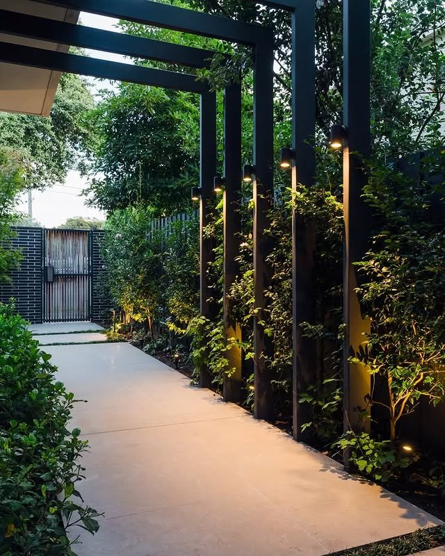 15 Long Garden Plans That Prove Narrow Spaces Can Be Magnificent